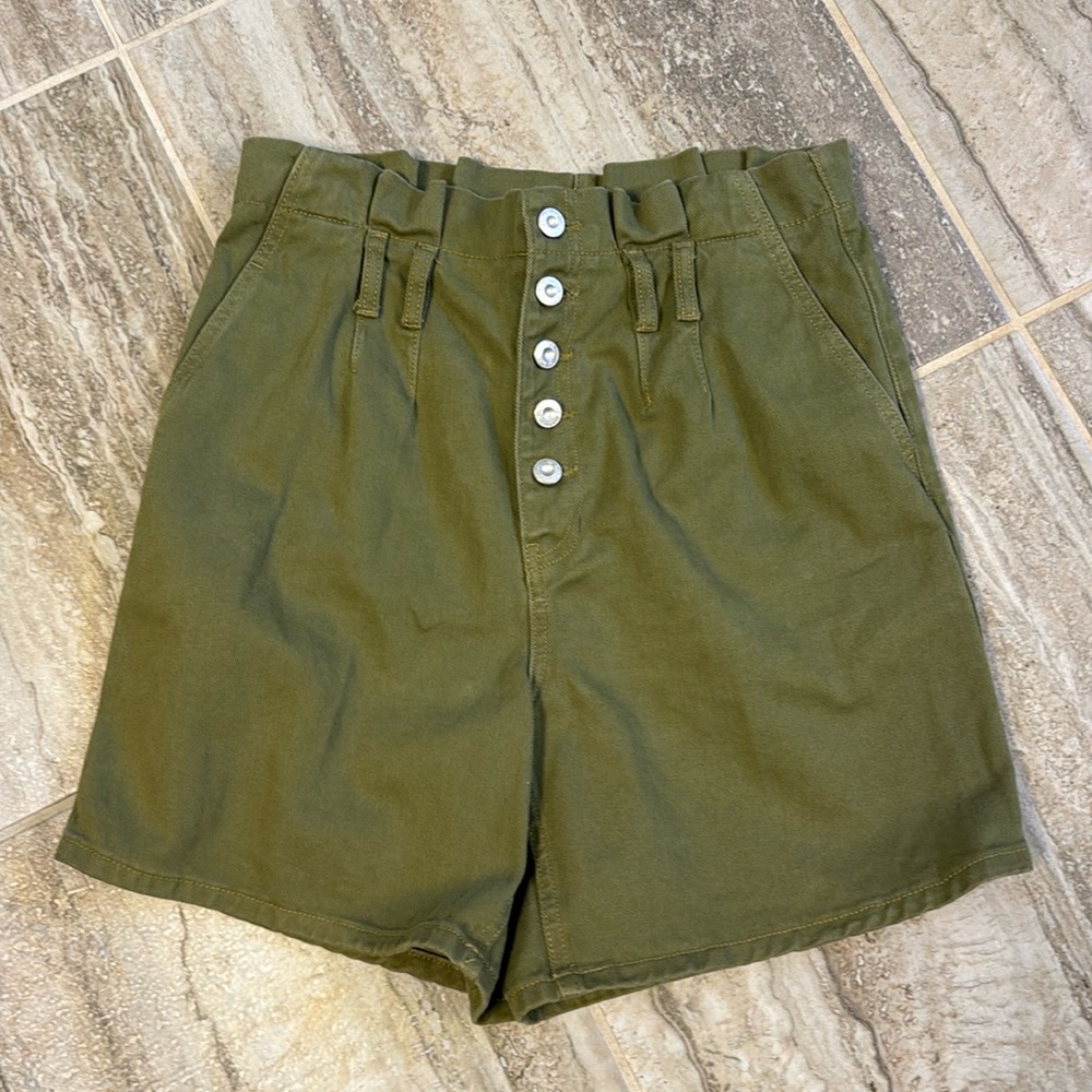 Free People Cindy Utility Short in Sage Size 2 **no belt**